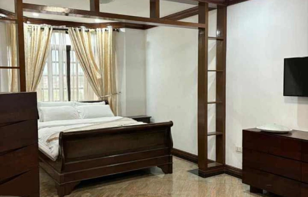 Gallery Picture